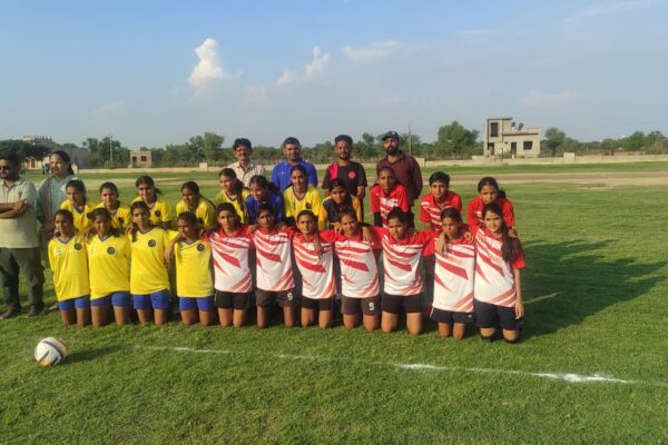 राज्य स्तरीय अंडर-17 बालिका फुटबॉल चैंपियनशिप में नागौर का शानदार प्रदर्शन, आफरीन के शानदार खेल से सेमीफाइनल में पहुंची टीम